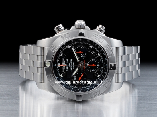 Брайтлинг (Breitling) Chronomat 01 AB011110/BA50/377A
